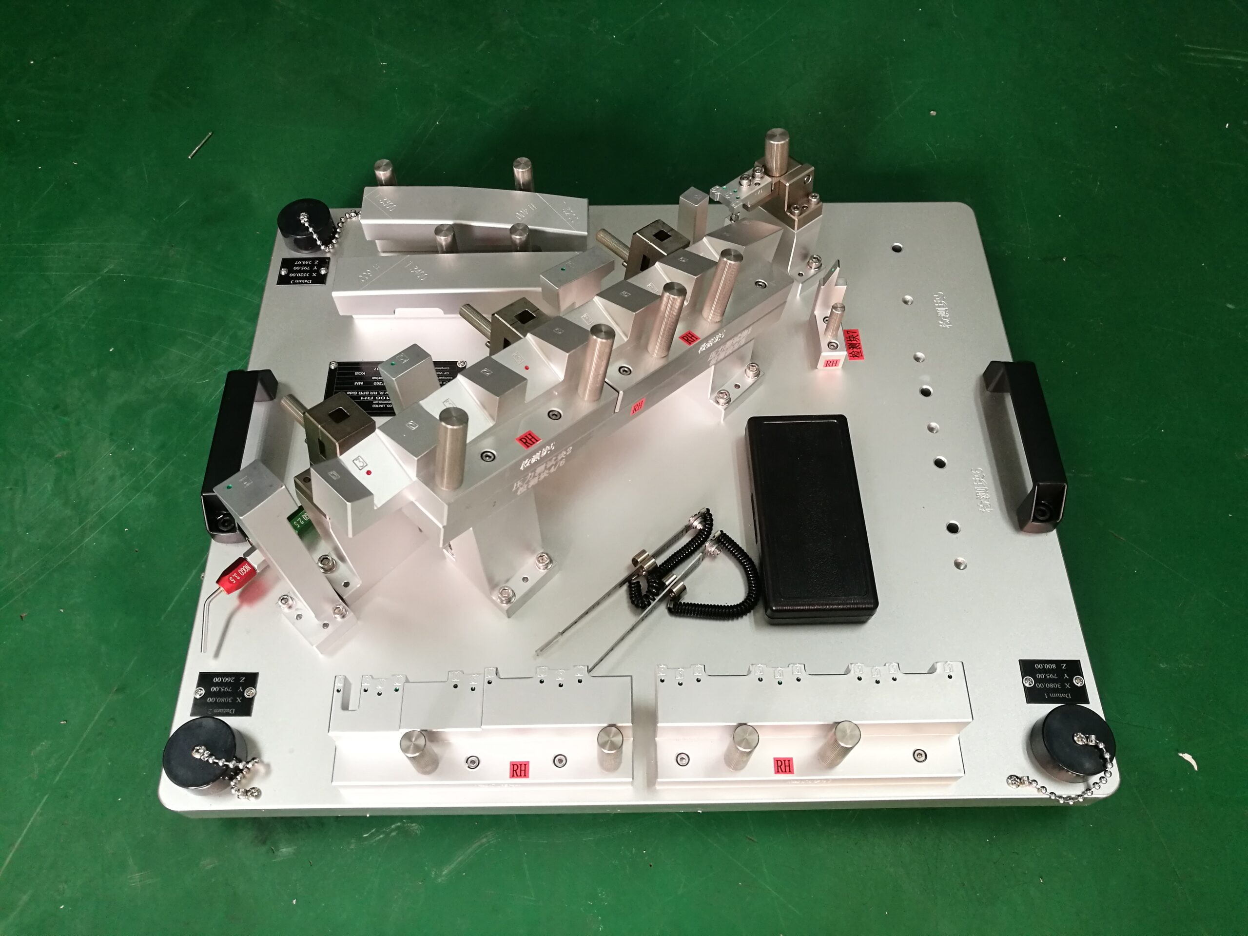 auto mobile checking fixture